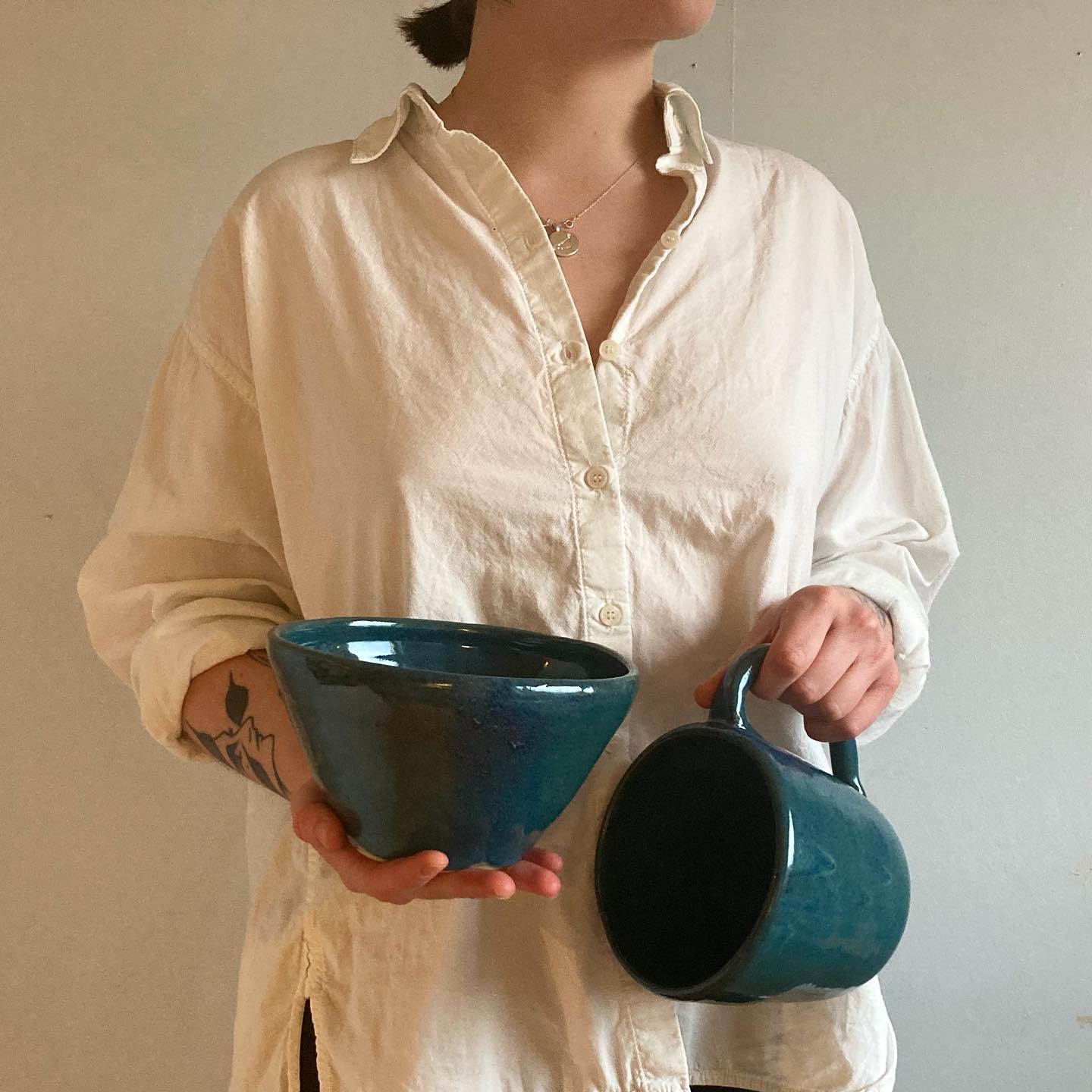 Turkos skål och kopp